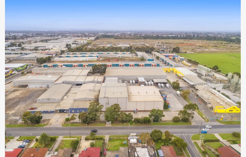 588-Clayton-Road-Office-for-Expressions-of-Interest-5752-64b36093-ed83-4a72-8885-051b3068bf1e_1resizeJLL_548_588_CLAYTON_0054