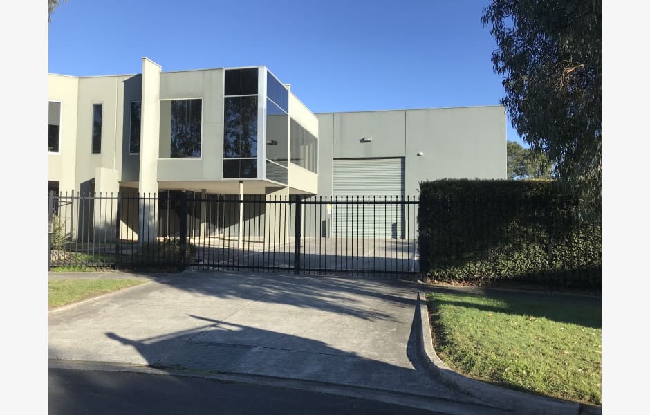 Building-2-Office-for-Lease-5926-4abfd16f-c80d-4ba3-b88a-ddc094baa666_m