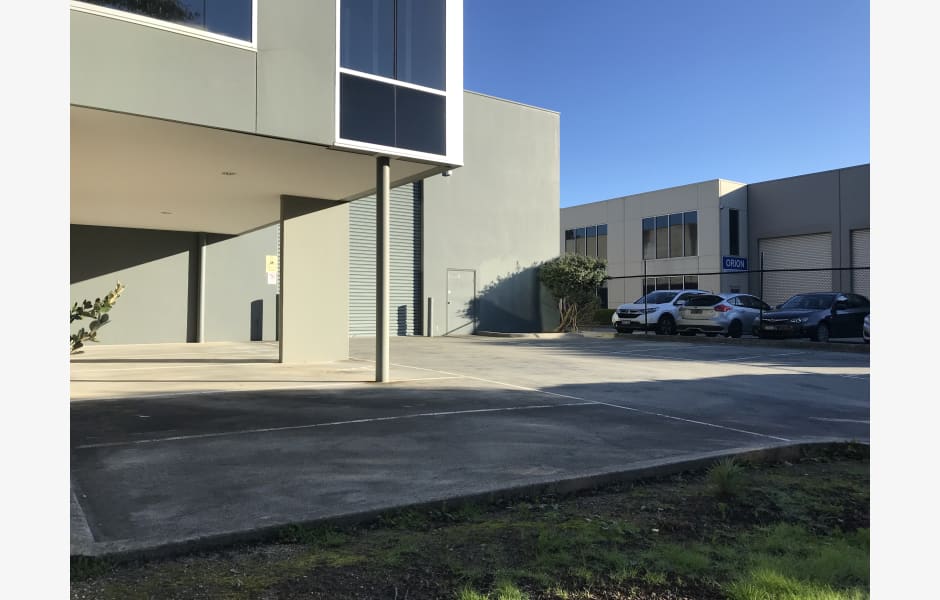 Building-2-Office-for-Lease-5926-8a6389a4-33f8-40fd-93e1-e2a9ddc4468a_b