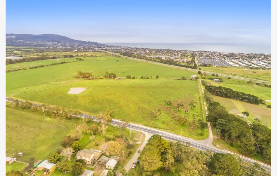 143-Nepean-Highway,-Dromana-Office-for-Expressions-of-Interest-6186-jvyxj4k4ibsjyu1qogjt_JLL_DROMANA_0039