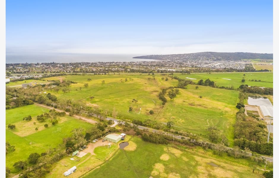 143-Nepean-Highway,-Dromana-Office-for-Expressions-of-Interest-6186-tipnp1ihsozmuzbwxnaa_JLL_DROMANA_0048