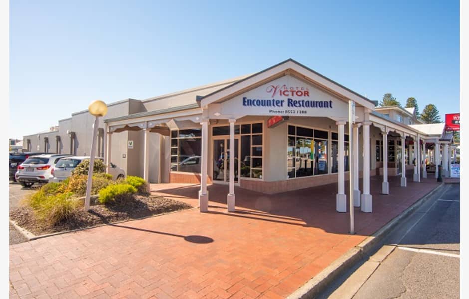 Hotel Victor | 1 Albert Place, | Victor Harbor properties | JLL ...