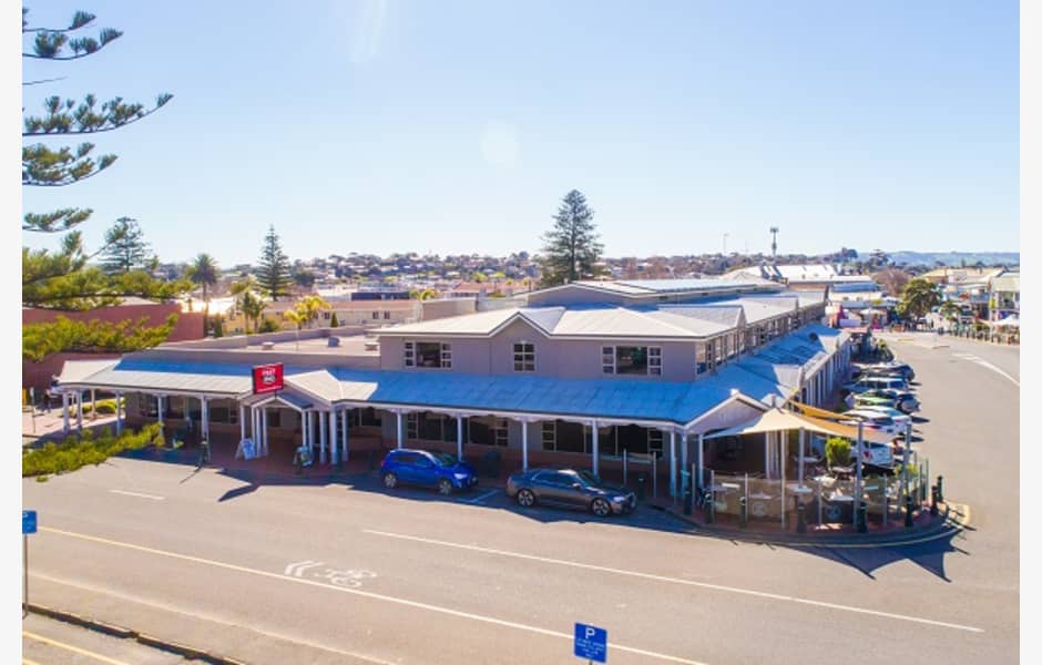 Hotel Victor 1 Albert Place, Victor Harbor properties JLL Property Portal Commercial Hotel Victor 1 Albert Place, Victor Harbor properties JLL Property Portal Commercial