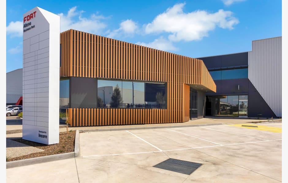 Fort-Altona-Business-Park-Office-for-Sale-or-Lease-6307-485b9d85-2fcd-4158-9ca2-379ff912fee6_6_38AylesburyDriveAltona_IC_1920px