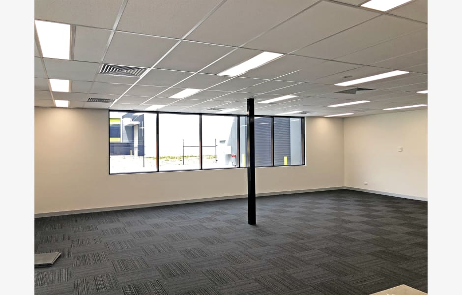 -Office-for-Lease-5877-2e42f497-d23b-4118-b92d-e985b16e230a_IMG_2016