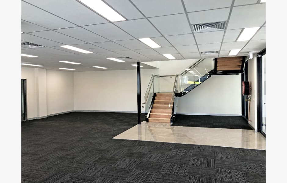 -Office-for-Lease-5877-5e335db0-ef8e-4567-9144-a280b9c3bd29_IMG_2017