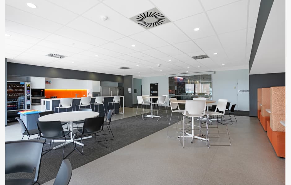 Level-4,-19-Harris-Street-Office-for-Lease-6991-df55fc1b-bf95-40b7-bf16-f24a1b69fb09_DSC04877_WQ