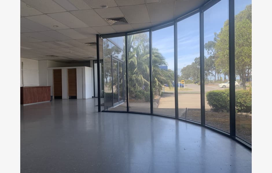 358-Boundary-Road-Office-for-Lease-7069-7511d242-800e-4250-b05e-766676f61550_NGLWINDPROPERTIESPropertiesNewBoundaryRoad358DingleyVillagePhotosd