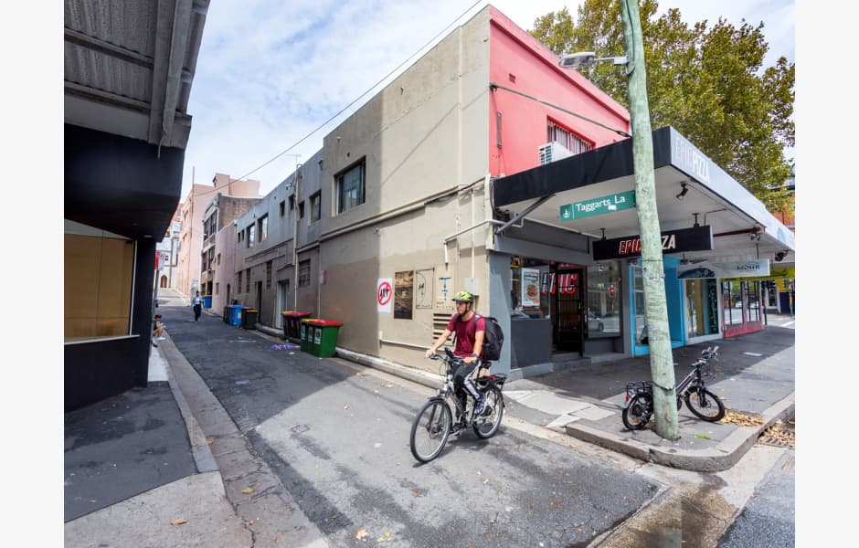 1-Taggarts-Lane-Office-for-Auction-7199-m8sqtpmgdbtglragzzym_Laneway