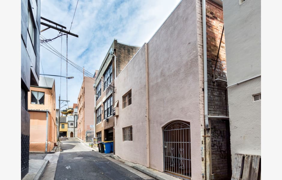 1-Taggarts-Lane-Office-for-Auction-7199-tq399mew4er6oc4rnfl2_Facade