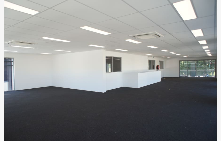 Colmslie Central | 13 - 25 Dunhill Crescent | Morningside Industrial ...