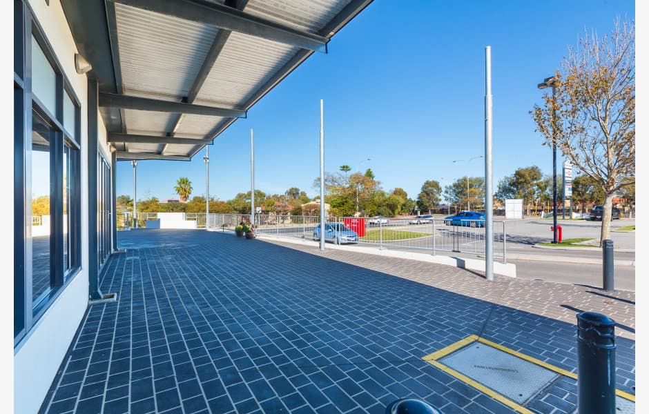 Kinross Central Shopping Centre 1 Selkirk Drive, Kinross properties