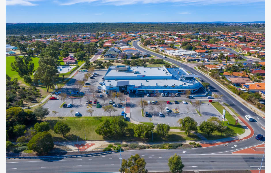 Kinross Central Shopping Centre | 1 Selkirk Drive, | Kinross properties