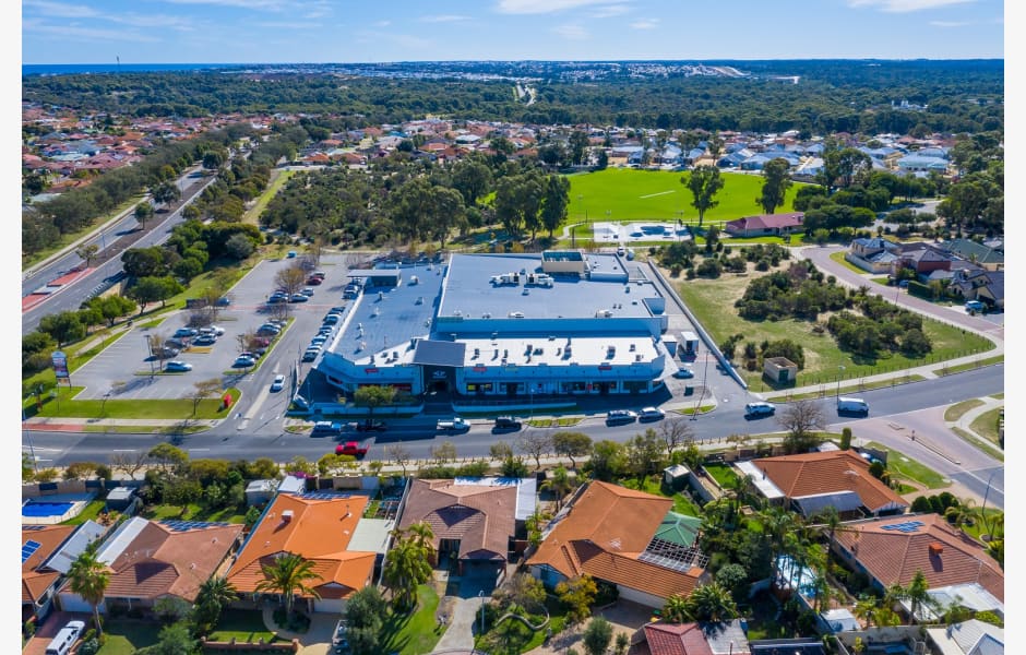 Kinross Central Shopping Centre 1 Selkirk Drive, Kinross properties