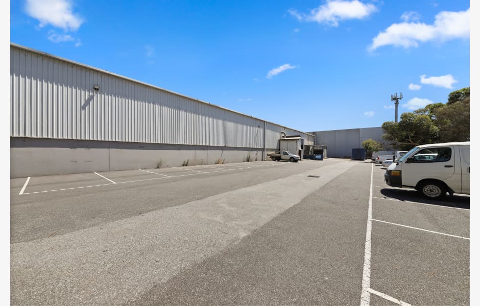 23 Fiveways Boulevard 23 Fiveways Boulevard, Keysborough properties