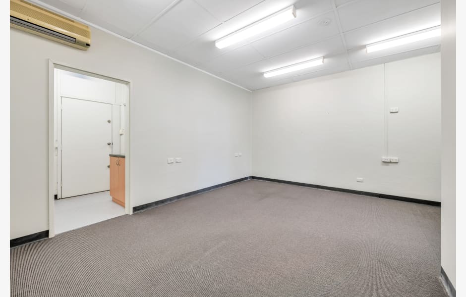 Flagstaff Hill Shopping Centre 1 Ridgeway Drive, Flagstaff Hill