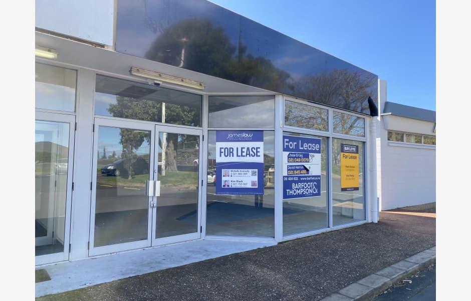 1 Wade River Road 1 Wade River Road, Whangaparaoa properties