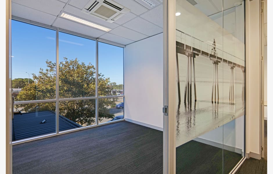 380A Scarborough Beach Road 380A Scarborough Beach Road, Osborne