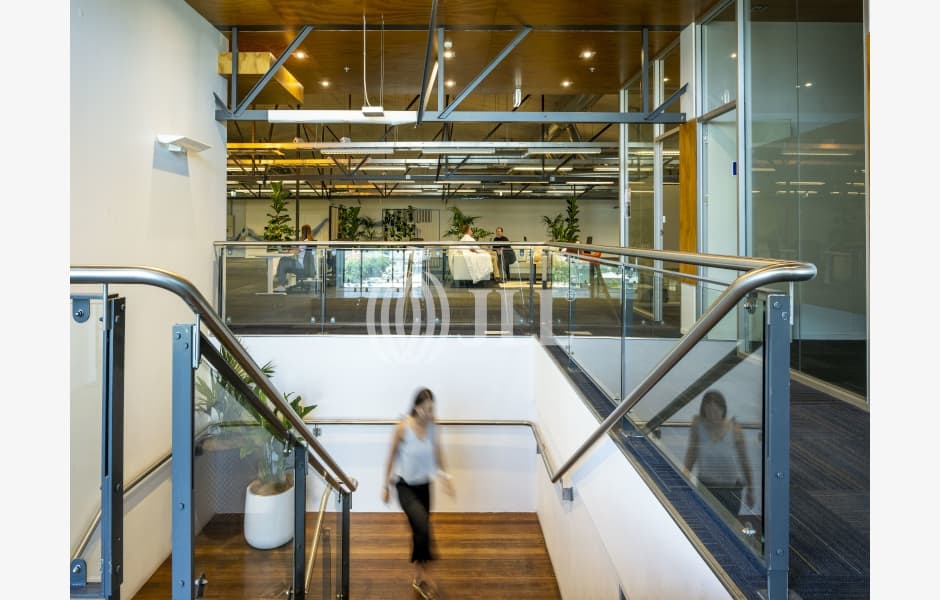 16 Leonard Road 16 Leonard Road, Mount Wellington properties