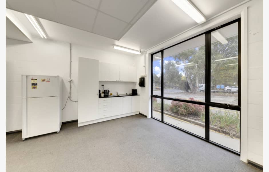 67 Kendall Ave 67 Kendall Ave, Queanbeyan properties JLL Property