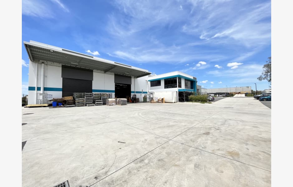11 Enterprise Drive 11 Enterprise Drive, Glendenning properties