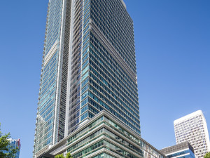 680-World-Square-Office-for-Lease-911-8b7f9d25-8c1d-e711-adf8-00505692015c_World_Square_Stills_00659