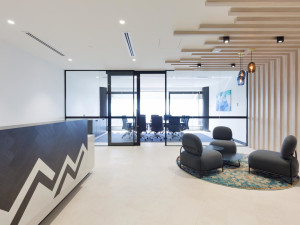 Riverside-Centre-Office-for-Lease-1181-66f35579-0ca7-4d95-a9f4-b1c4a4404201_INTERMAIN_123eagle_S_04