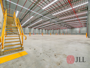 12-22-Jalrock-Place-Office-for-Lease-5257-b570a951-9198-4cbf-b7c6-96b66b017e33_f