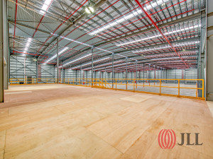 12-22-Jalrock-Place-Office-for-Lease-5257-8c8cc8d5-98f3-4db0-8daa-591fdefc8686_i