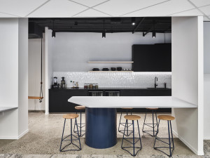 215-Adelaide-Street-Office-for-Lease-1145-5bba8425-9764-4928-a7c2-a7156ce06292_215AdelaideSt_c-min