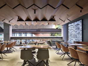 Central-Plaza-Office-for-Lease-1180-8dbc2897-adbf-439b-822e-45a76e9447e1_8