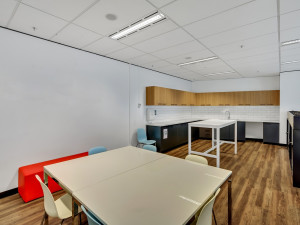 276-Flinders-Street-Office-for-Lease-8827-44b0977d-3ea1-47e4-abea-5abae7b71306_P-Melbourne_276_Flinders_Street_Photo_29_L8_202qm