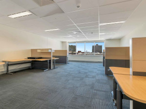 ACCU-House-Office-for-Lease-9256-d6cd93bb-40e8-47f4-8985-a245be9b9388_b