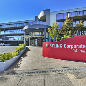 Austlink-Corporate-Centre-Office-for-Sale-1123-b0fa5c5a-daaa-e611-8dd4-005056920143_MAO_6641_WQ