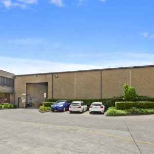Chifley-Industrial-Estate-Office-for-Lease-5859-d80012c9-d8b1-4cfd-8c7a-97d6eb97605d_19Chifley