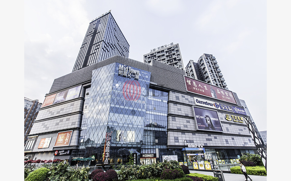 财富又一城 | 府青路二段2号, | 成都 零售 特性 | 仲量联行