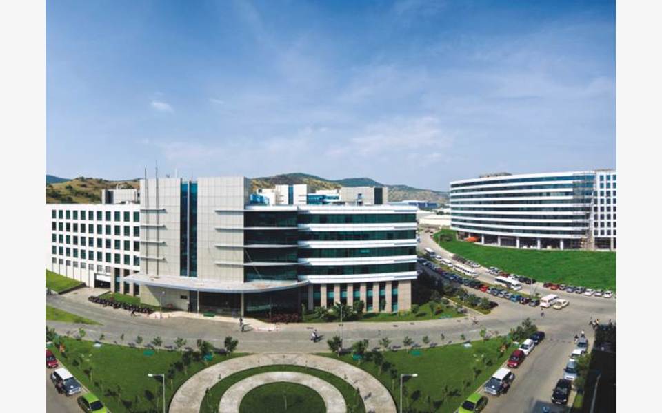 Embassy Quadron Building 2 Plot No 28, Special Economic Zone