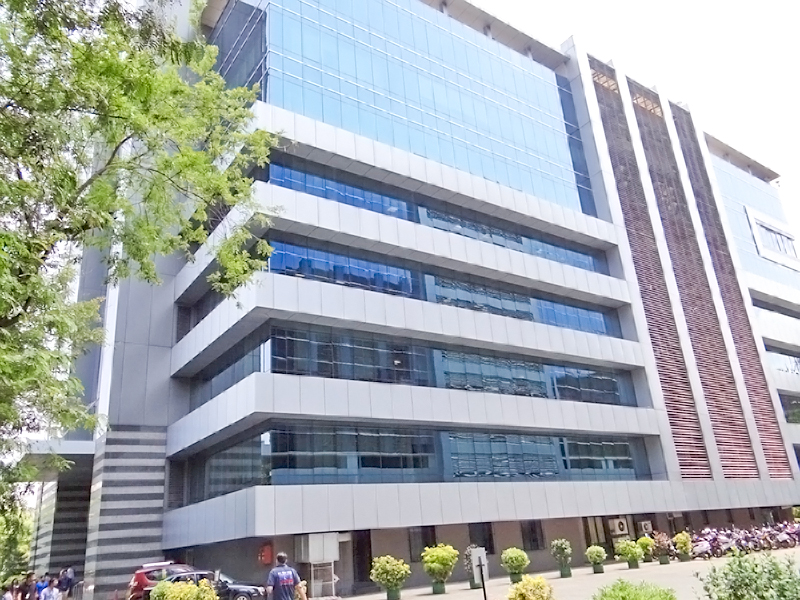 Empire Plaza - Office/Commercial For Rent | JLL - IN