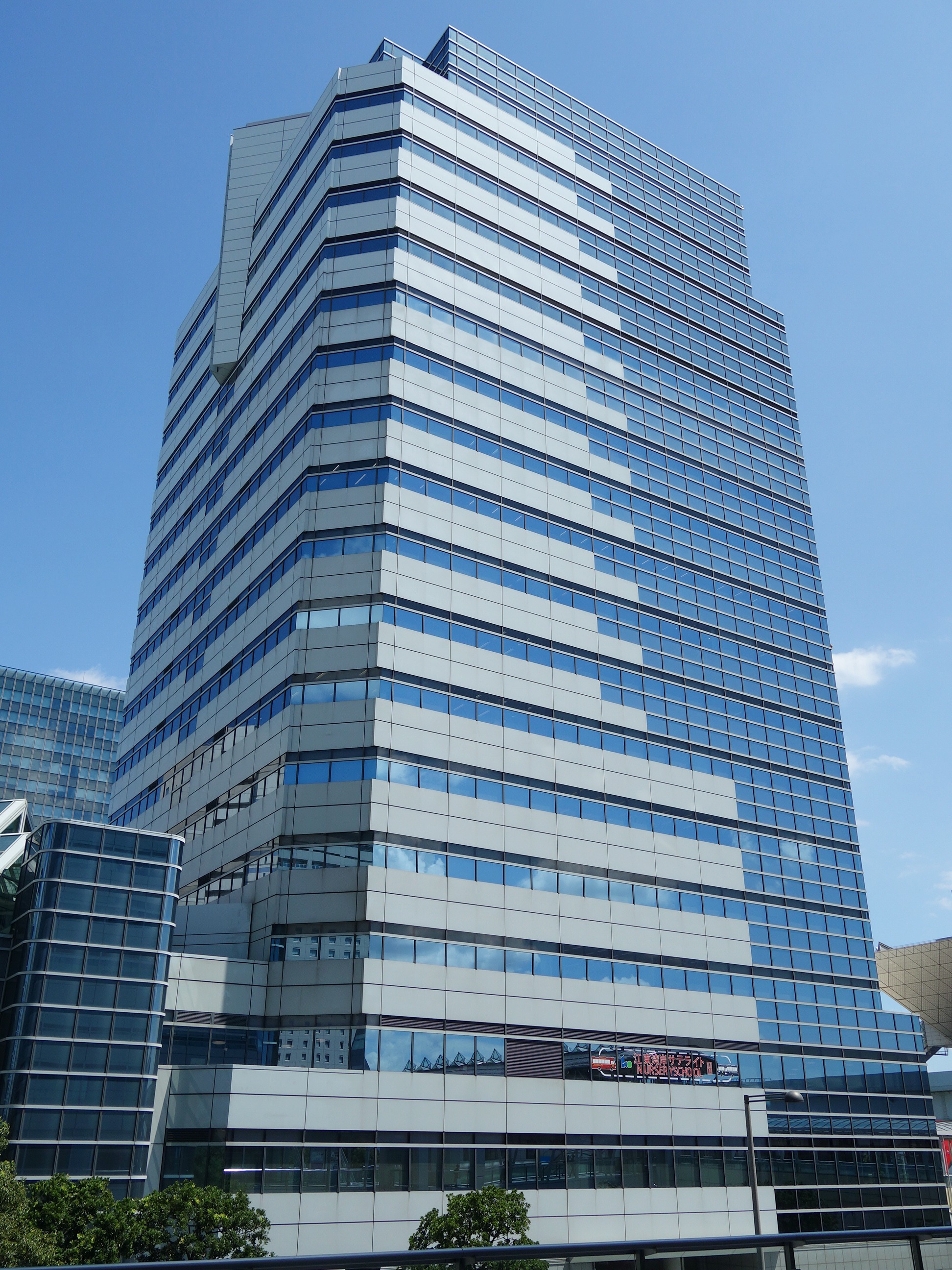 【有明フロンティアビルB棟（低層棟）】(東京都江東区有明3726)の賃料・空室情報 オフィスファインダー