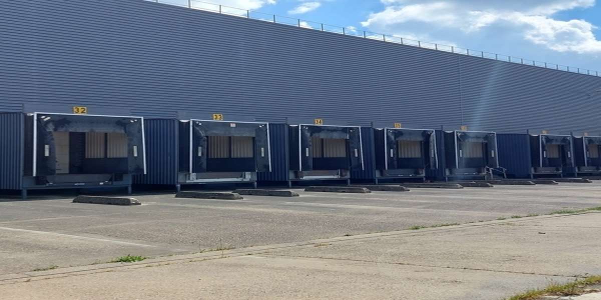 Location Entrept Les Mureaux