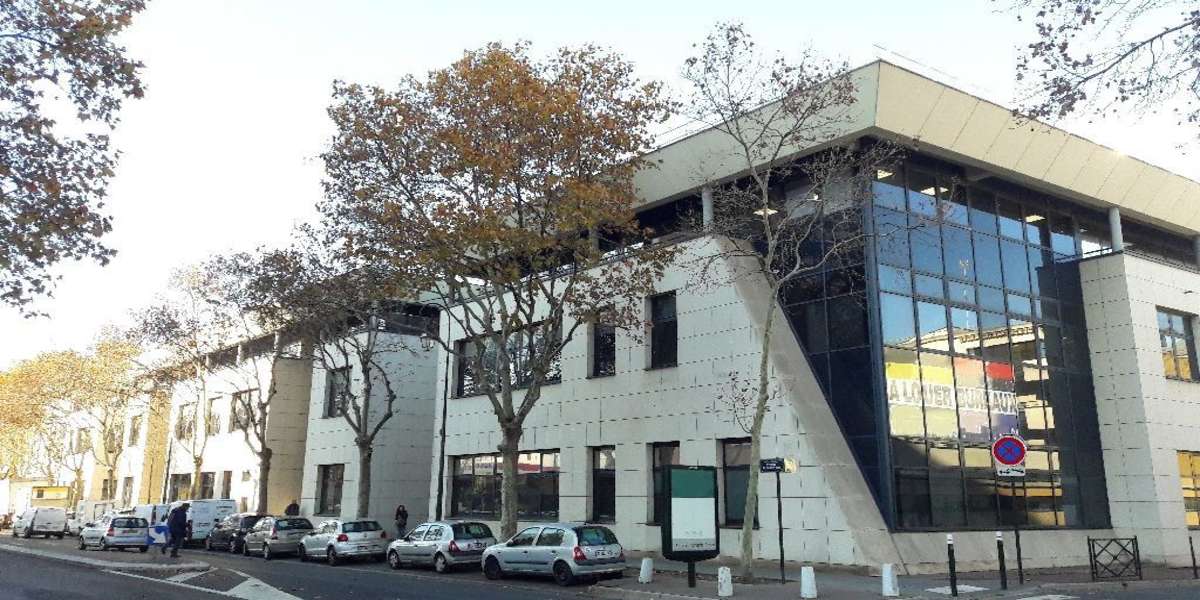 activités/entrepôt à louer, à vendre LES CHAMPS PHILIPPE 92250 IledeFrance LA GARENNE